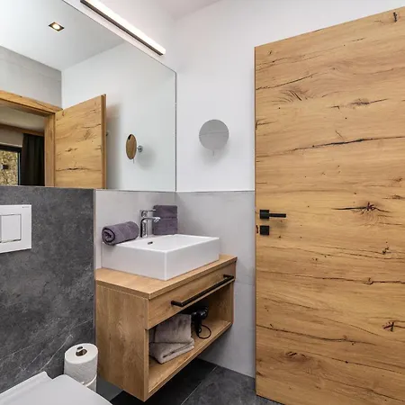 Haus Talblick Apartament