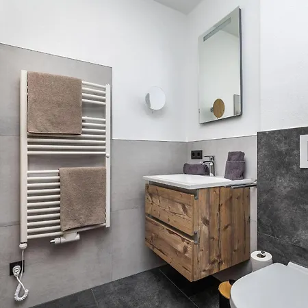 Haus Talblick Apartament *